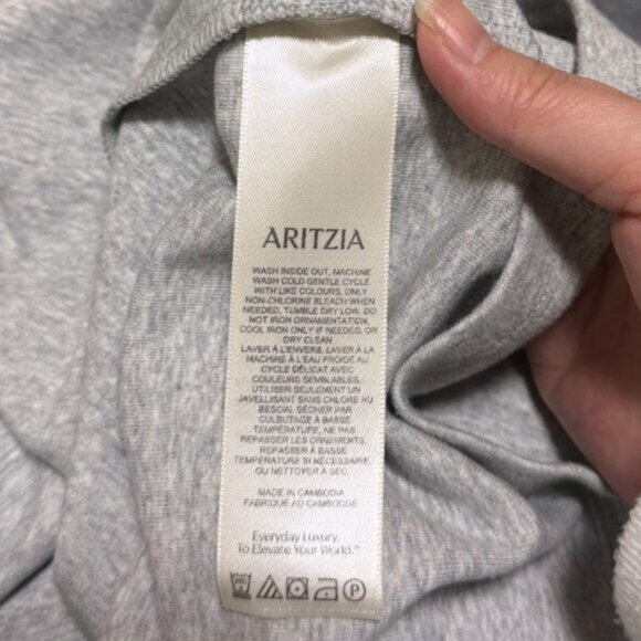 Aritzia Sunday Best Besthug™ Little Ribbed Grey T-shirt - Picture 6 of 7